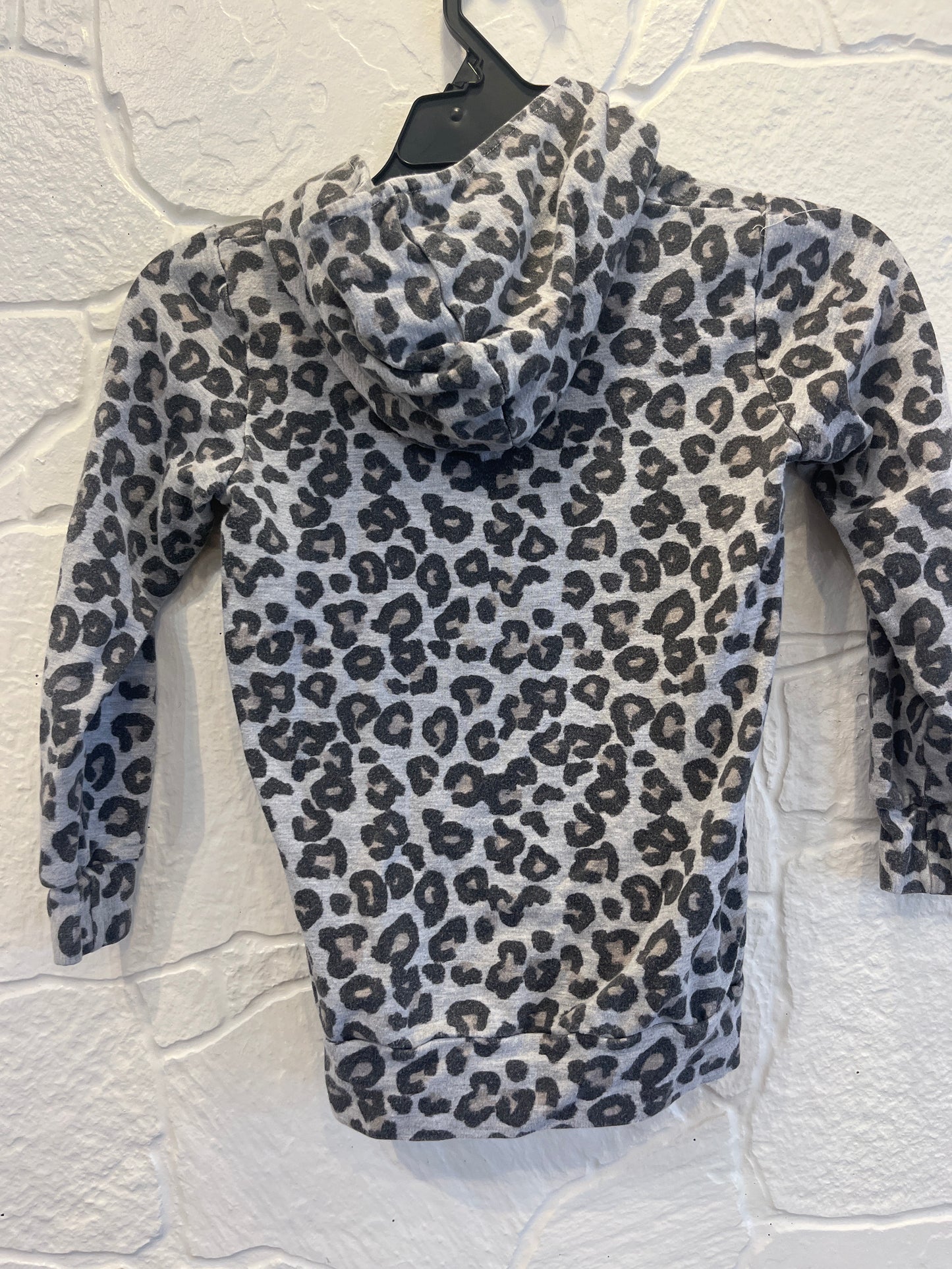 Posh and cozy. 4T