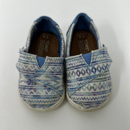 Toms size 4